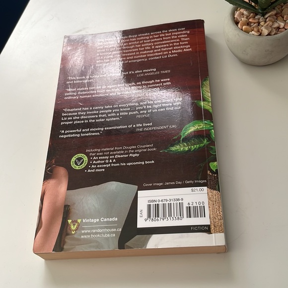 4 for $20 - Book - Eleanor  Rigby by Douglas coupland - Picture 7 of 9